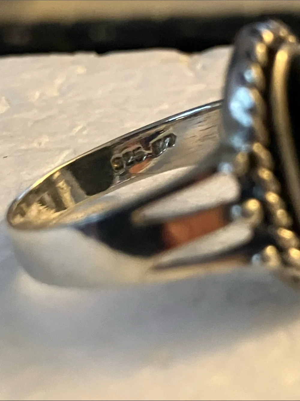 Sterling Silver Black Onyx Oval Ring with Rope Detail